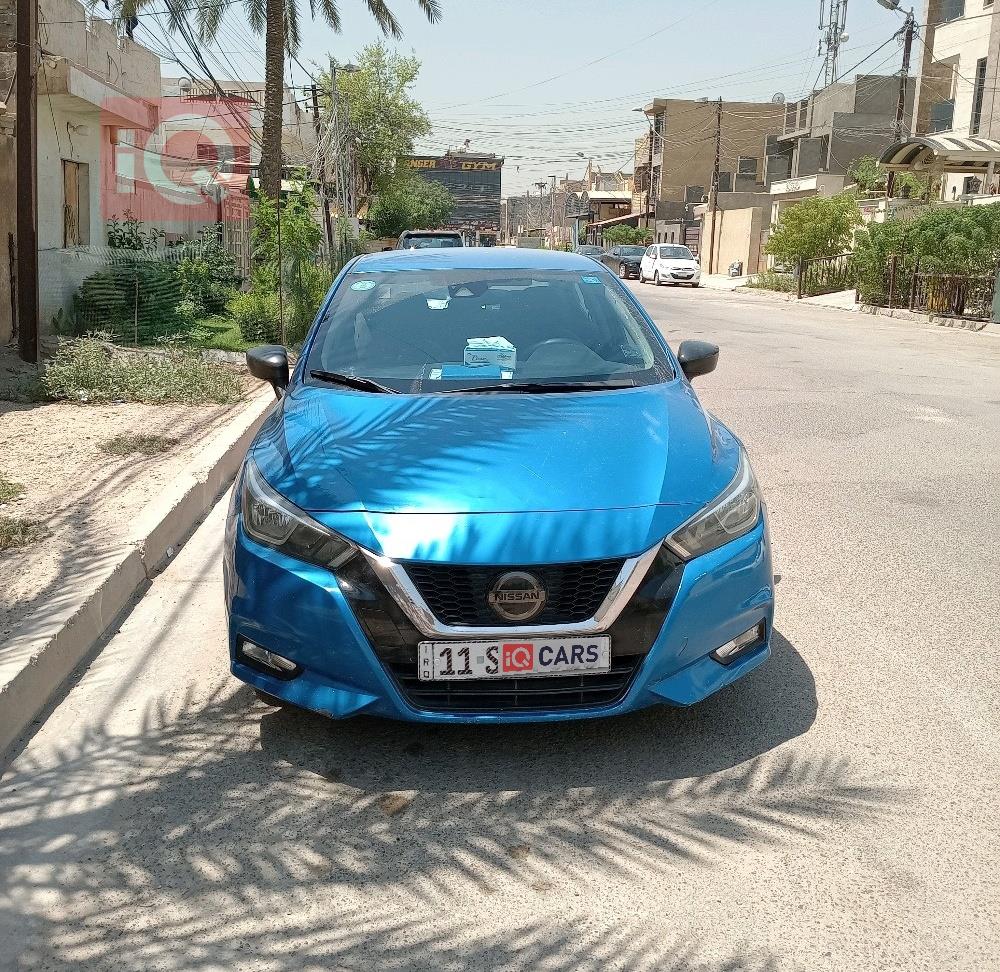 نيسان فيرسا
